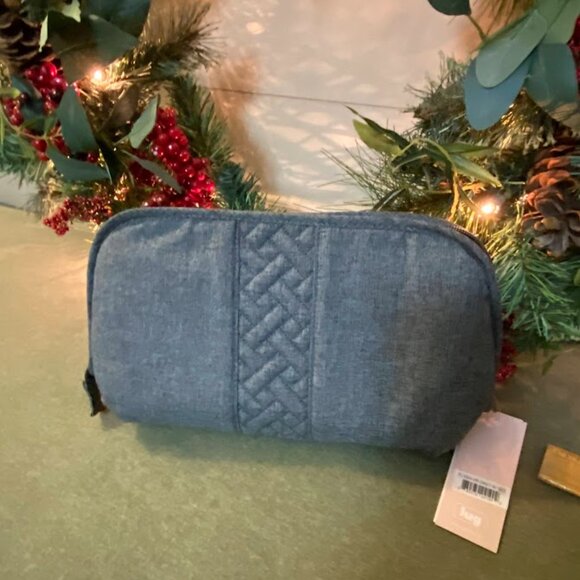 lug 2 pc Grey Quilted travel set - Picture 8 of 15